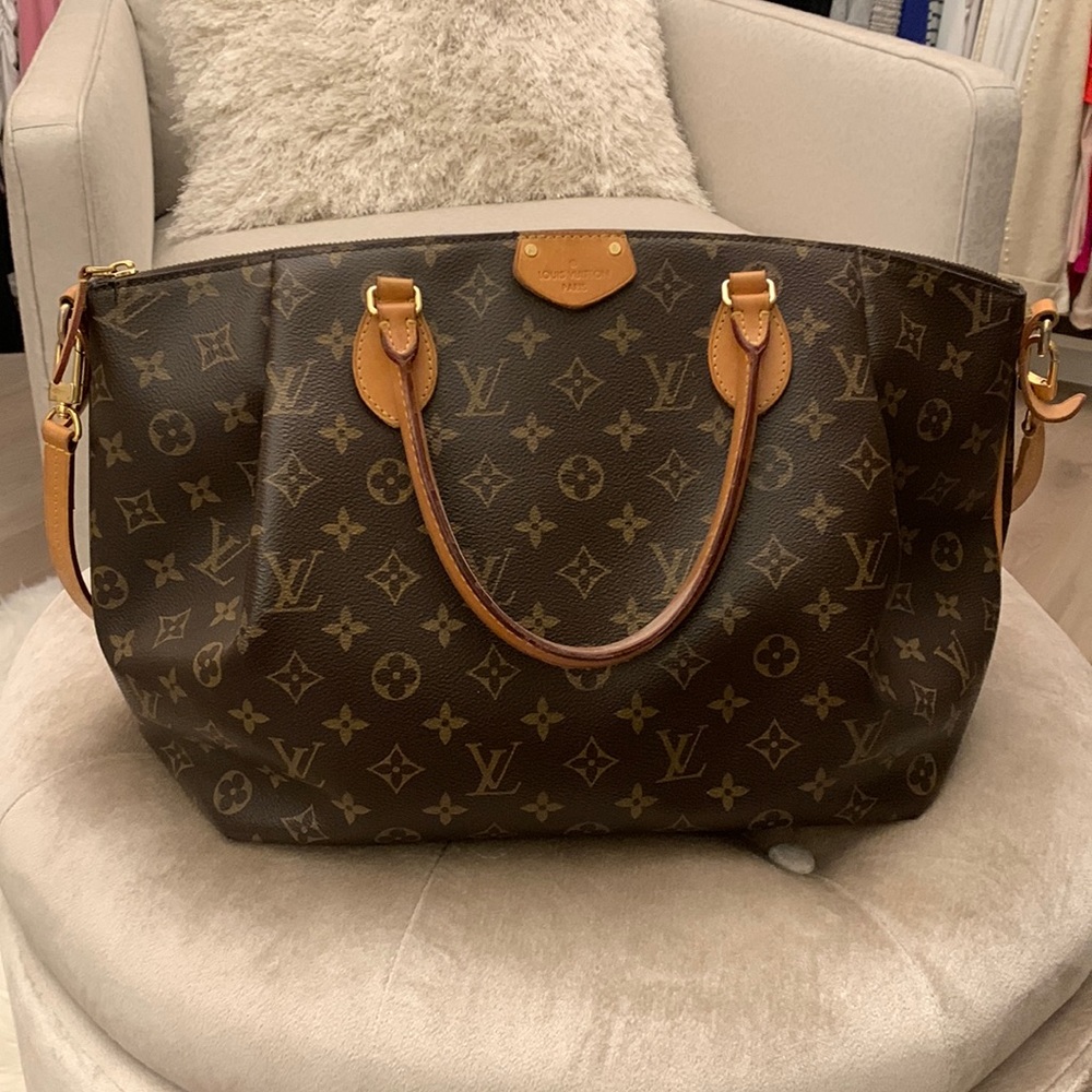 Louis Vuitton authentic bag